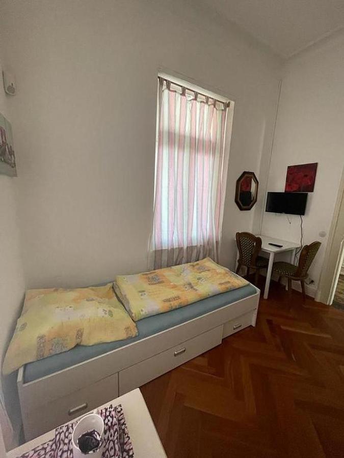 A&S Ferienwohnungen Villa Berlin Remagen Zimmer foto